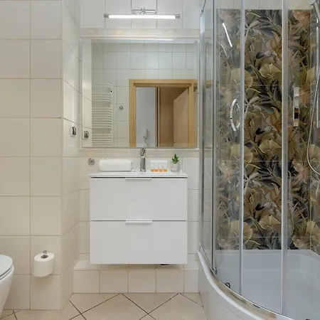 Spacious Apartment Near The Vistula River By Noclegi Renters Warszawa Eksteriør bilde