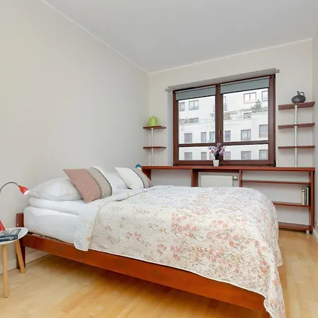Spacious Apartment Near The Vistula River By Noclegi Renters Warszawa Eksteriør bilde